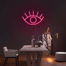 Cocktail e insegna al neon da sogno