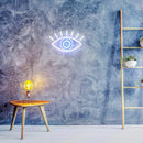 Cocktail e insegna al neon da sogno